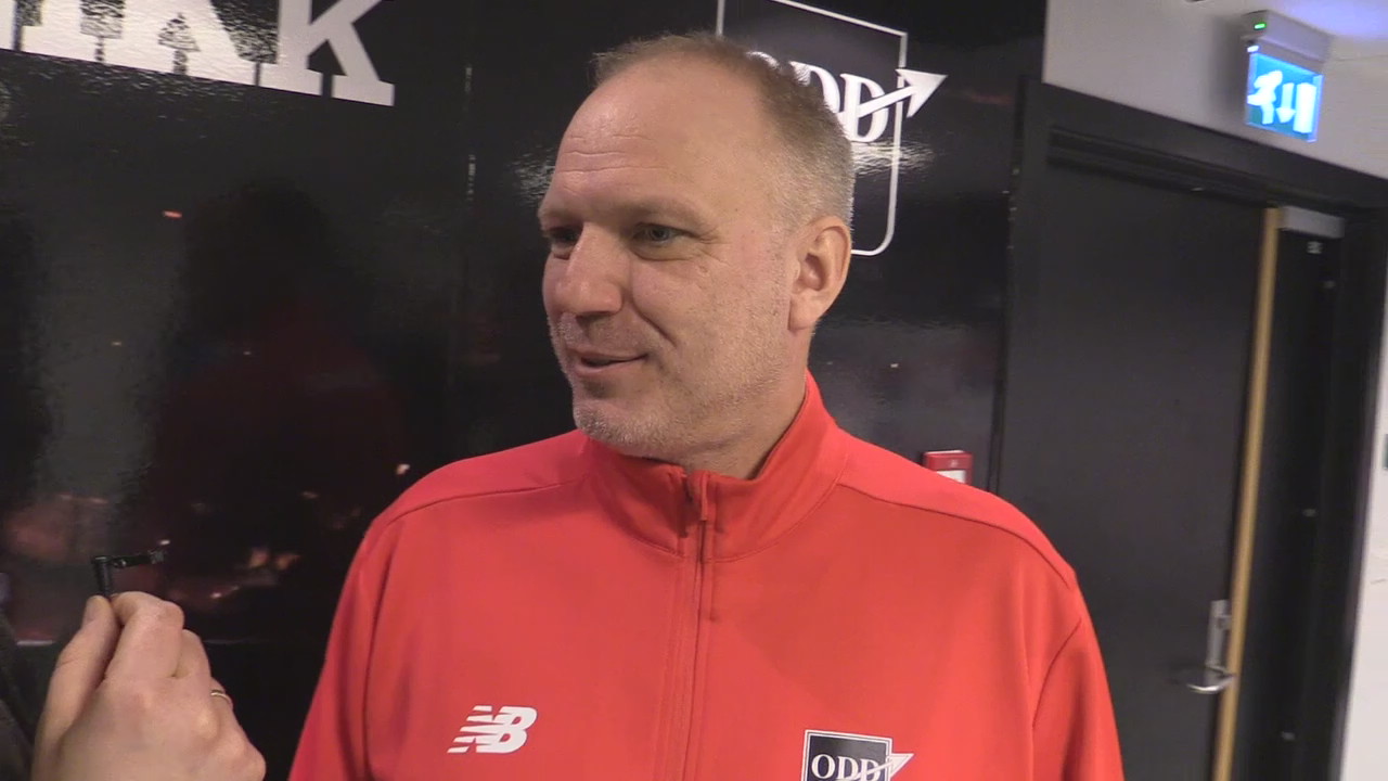 Intervju DEF om Pape
